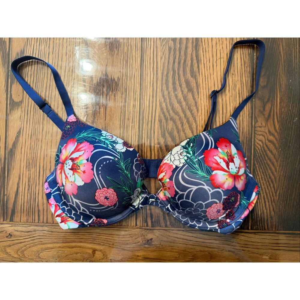 Victoria's Secret Navy Blue Floral Underwire Padded Plunge‎ Push Up Bra Size 32C